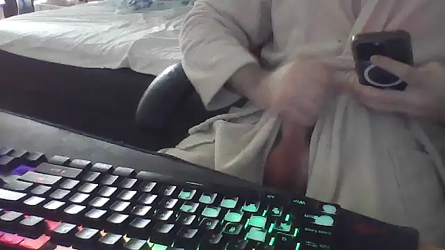 squiddy 69 online show from 09/25/25, 01:48