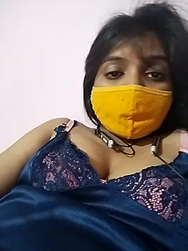 Snapshot of Sonukumari75 chatting on 10/12/25, 06:18 Sonukumari75 online show from 10/12/25, 06:18