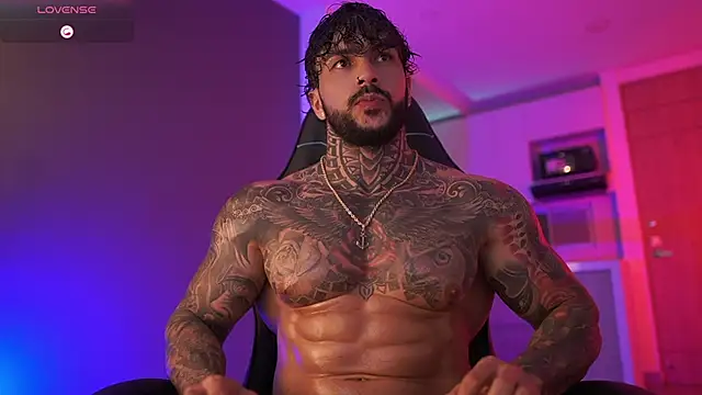 Snapshot of mariano_costa chatting on 10/15/25, 02:33 mariano costa online show from 10/15/25, 02:33