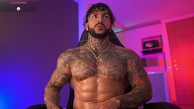 Snapshot of mariano_costa chatting on 10/26/25, 04:40 mariano costa online show from 10/26/25, 04:40