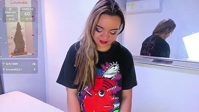 Snapshot of EmilyRouss_ chatting on 02/13/25, 01:29 EmilyRouss online show from 02/13/25, 01:29