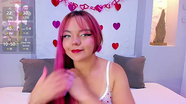 Snapshot of EmilyRouss_ chatting on 02/19/25, 07:16 EmilyRouss online show from 02/19/25, 07:16