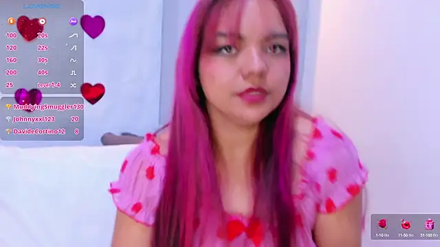 Snapshot of EmilyRouss_ chatting on 02/21/25, 01:22 EmilyRouss online show from 02/21/25, 01:22