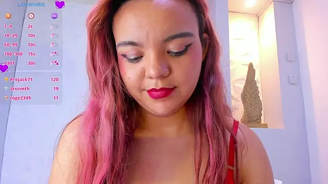 Snapshot of EmilyRouss_ chatting on 02/28/25, 01:26 EmilyRouss online show from 02/28/25, 01:26