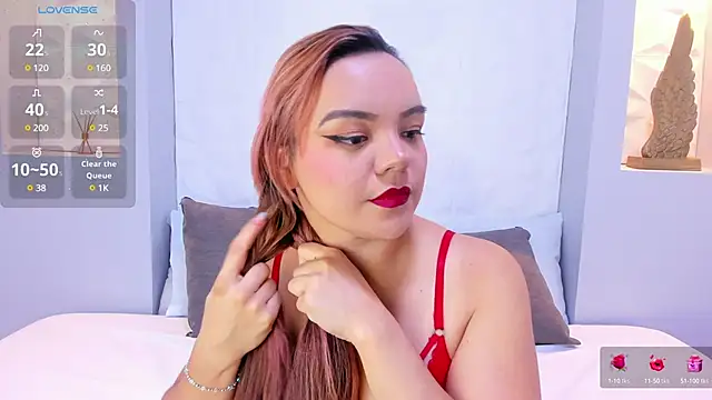 Snapshot of EmilyRouss_ chatting on 03/10/25, 07:07 EmilyRouss online show from 03/10/25, 07:07