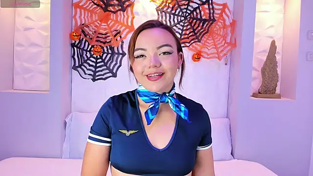 Snapshot of EmilyRouss_ chatting on 10/20/25, 07:14 EmilyRouss online show from 10/20/25, 07:14