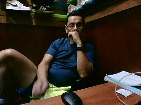 MarcusKelvin online show from 11/02/25, 01:57