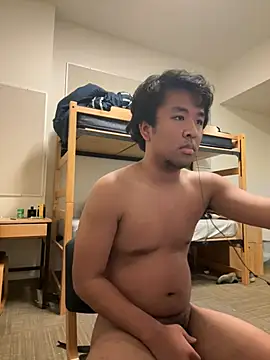 Snapshot of bigasianloads25 chatting on 12/20/24, 05:25 bigasianloads25 online show from 12/20/24, 05:25