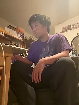 Snapshot of bigasianloads25 chatting on 12/30/24, 06:42 bigasianloads25 online show from 12/30/24, 06:42