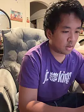 Snapshot of bigasianloads25 chatting on 01/16/25, 12:34 bigasianloads25 online show from 01/16/25, 12:34