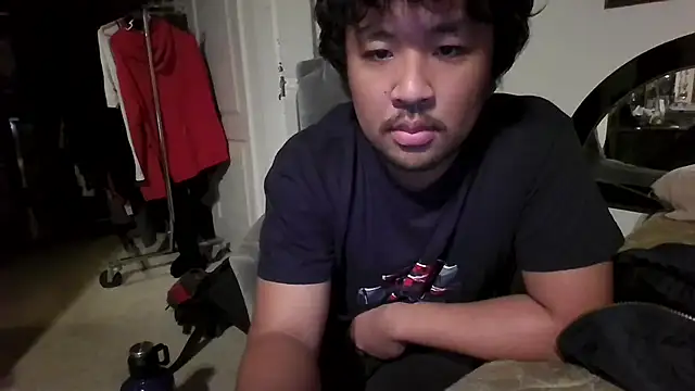 Snapshot of bigasianloads25 chatting on 11/27/25, 06:37 bigasianloads25 online show from 11/27/25, 06:37