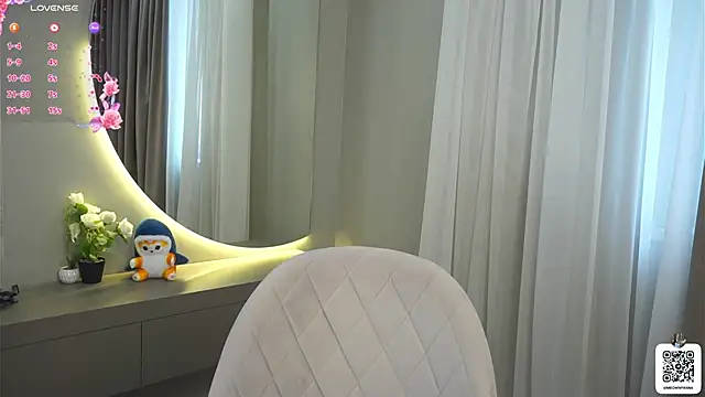 Snapshot of EvelyynLopez chatting on 03/02/25, 10:14 EvelyynLopez online show from 03/02/25, 10:14