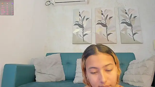 miranda villa online show from 10/13/25, 01:00