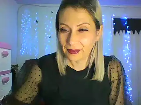 Snapshot of alixia81 chatting on 03/10/25, 11:49 alixia81 online show from 03/10/25, 11:49