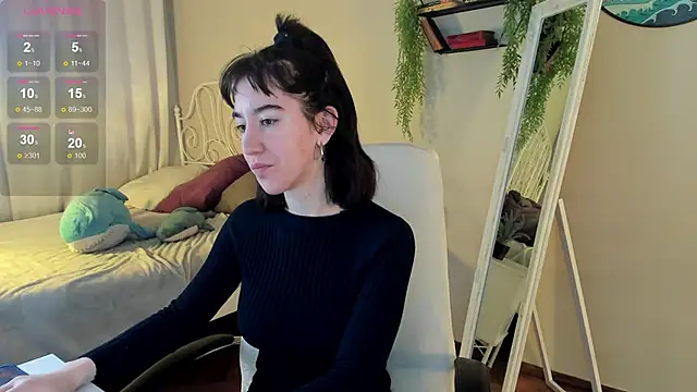 Snapshot of Belle_Via chatting on 01/19/25, 05:37 Belle Via online show from 01/19/25, 05:37