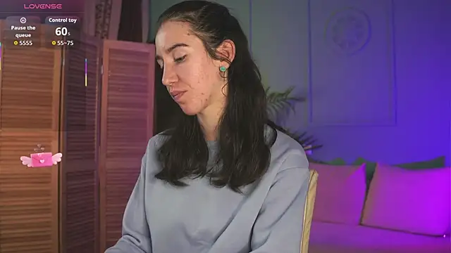 Snapshot of Belle_Via chatting on 11/07/25, 03:23 Belle Via online show from 11/07/25, 03:23