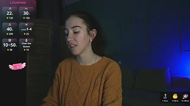 Snapshot of Belle_Via chatting on 11/17/25, 05:19 Belle Via online show from 11/17/25, 05:19