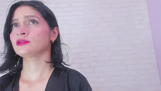 Tiffany mendez online show from 01/28/25, 12:11