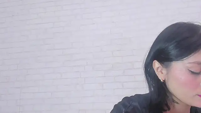 Tiffany mendez online show from 01/29/25, 12:13