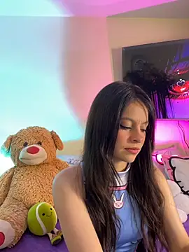 LucyEvans  online show from 11/20/25, 03:18