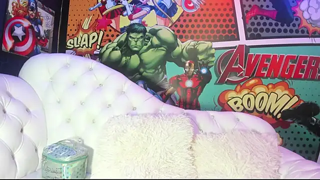 Snapshot of candy_hairy chatting on 11/14/25, 03:05 candy hairy online show from 11/14/25, 03:05