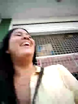 Snapshot of Miia_grand chatting on 12/14/24, 08:29 Miia grand online show from 12/14/24, 08:29
