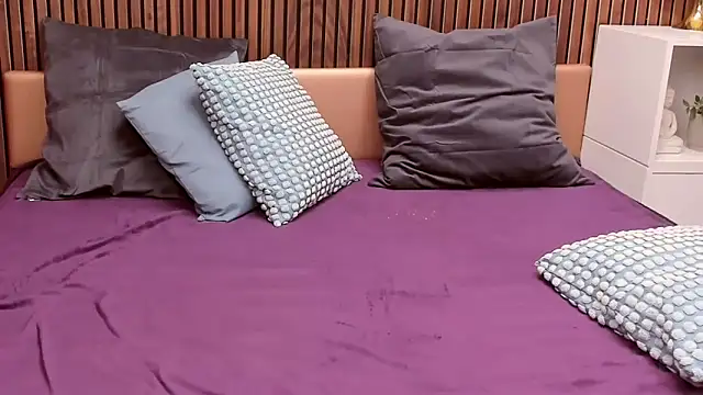 NataliaNightX online show from 12/30/24, 05:15