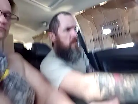 Snapshot of lit702 chatting on 11/01/25, 08:11 lit702 online show from 11/01/25, 08:11