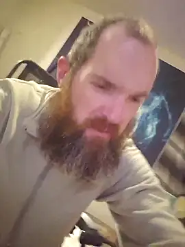 Snapshot of lit702 chatting on 11/12/25, 02:17 lit702 online show from 11/12/25, 02:17