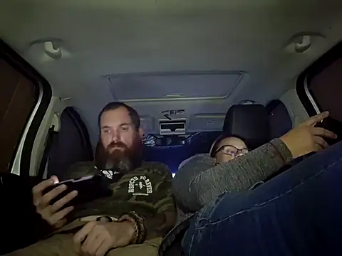 Snapshot of lit702 chatting on 11/16/25, 05:35 lit702 online show from 11/16/25, 05:35