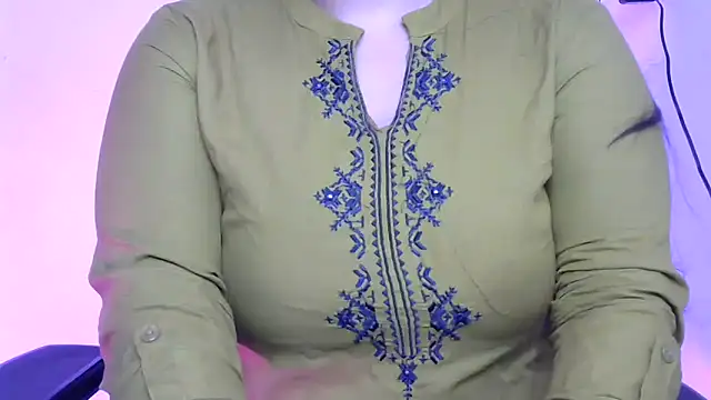 Snapshot of Cute-Ayesha chatting on 09/12/25, 08:14 Cute-Ayesha online show from 09/12/25, 08:14
