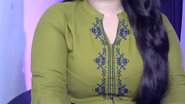 Snapshot of Cute-Ayesha chatting on 09/30/25, 07:46 Cute-Ayesha online show from 09/30/25, 07:46