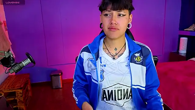  sharlotte777 online show from 10/15/25, 02:28