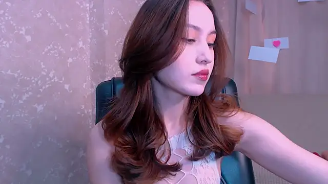 Snapshot of Ann__Cute chatting on 02/09/25, 04:36 Ann Cute online show from 02/09/25, 04:36