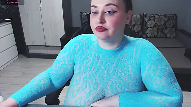 Snapshot of anna_claire chatting on 01/07/25, 12:03 anna claire online show from 01/07/25, 12:03