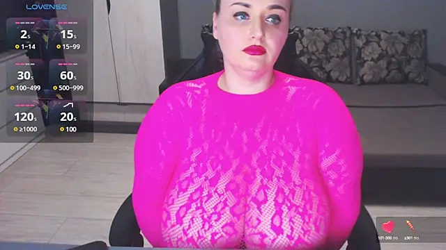 Snapshot of anna_claire chatting on 03/13/25, 02:27 anna claire online show from 03/13/25, 02:27