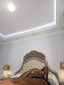 SarahBrunet online show from 02/11/25, 07:59