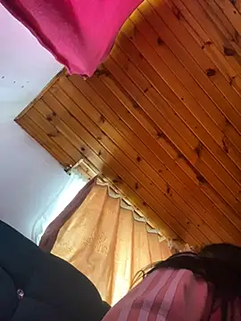 Snapshot of Miaa_coopeer chatting on 03/13/25, 12:56 Miaa coopeer online show from 03/13/25, 12:56