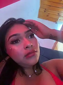 Snapshot of Miaa_coopeer chatting on 03/14/25, 08:06 Miaa coopeer online show from 03/14/25, 08:06