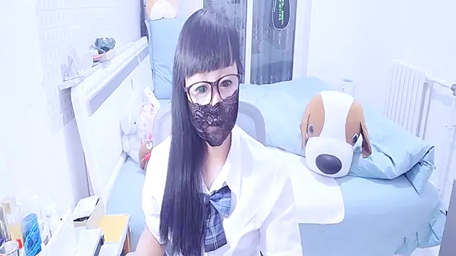 Snapshot of CN-Lily chatting on 01/01/25, 10:46 CN-Lily online show from 01/01/25, 10:46