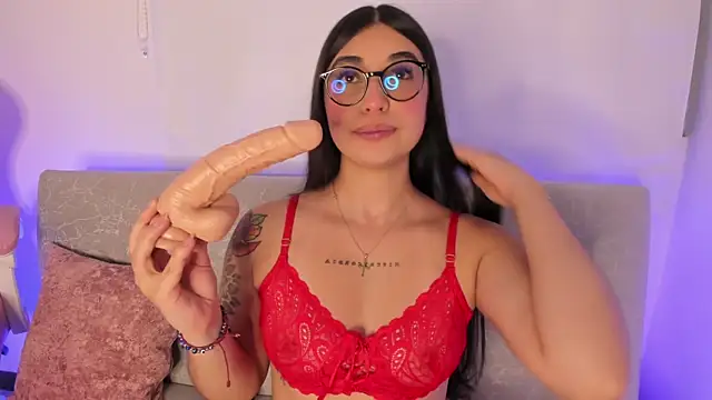Snapshot of sensualhaven_ chatting on 02/01/25, 11:27 sensualhaven online show from 02/01/25, 11:27