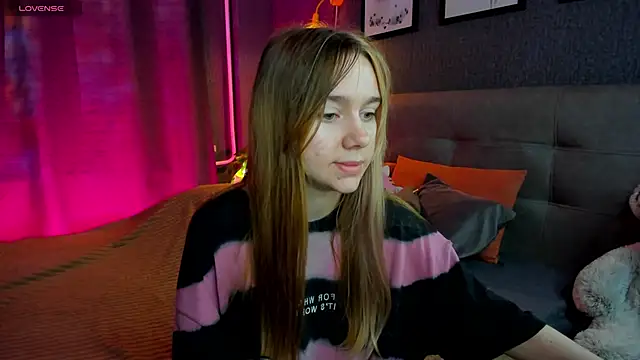 Snapshot of Lesi_Moonie01 chatting on 11/05/25, 07:52 Lesi Moonie01 online show from 11/05/25, 07:52