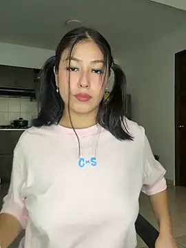 EmmaRossem online show from 10/22/25, 07:46