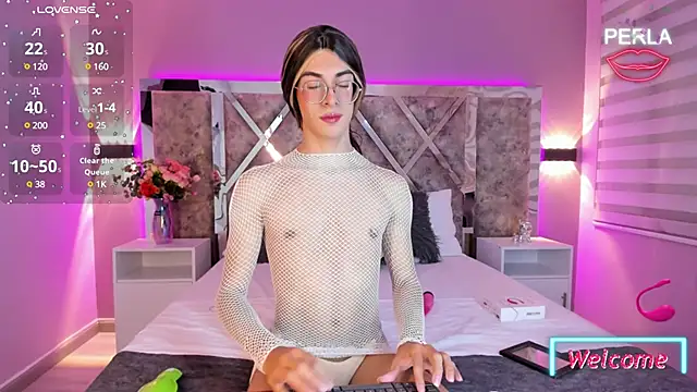 MaxiRogers online show from 01/21/25, 08:21