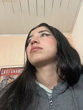 Snapshot of _Emmaa_Harper chatting on 01/29/25, 04:58 Emmaa Harper online show from 01/29/25, 04:58