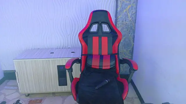  Emmaa Harper online show from 10/14/25, 06:25