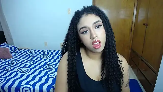 Snapshot of barbara_falcons chatting on 01/27/25, 01:37 barbara falcons online show from 01/27/25, 01:37