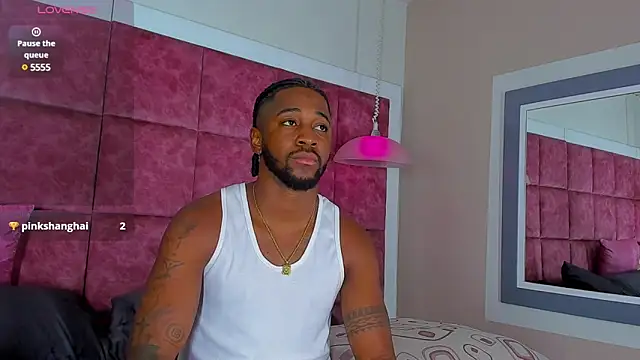 Snapshot of Drake_Nassir4 chatting on 02/11/25, 01:51 Drake Nassir4 online show from 02/11/25, 01:51