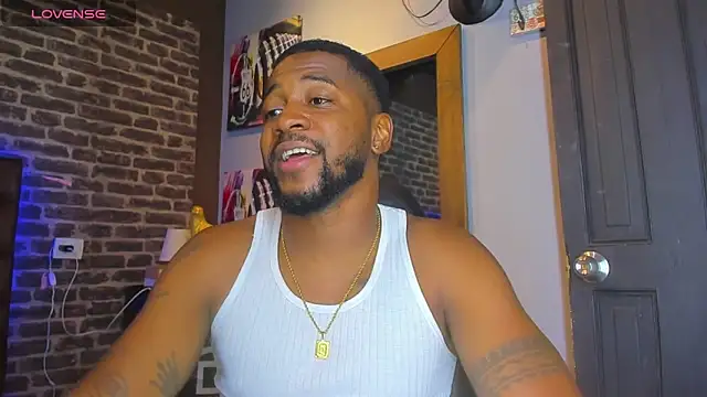 Snapshot of Drake_Nassir4 chatting on 09/13/25, 05:02 Drake Nassir4 online show from 09/13/25, 05:02