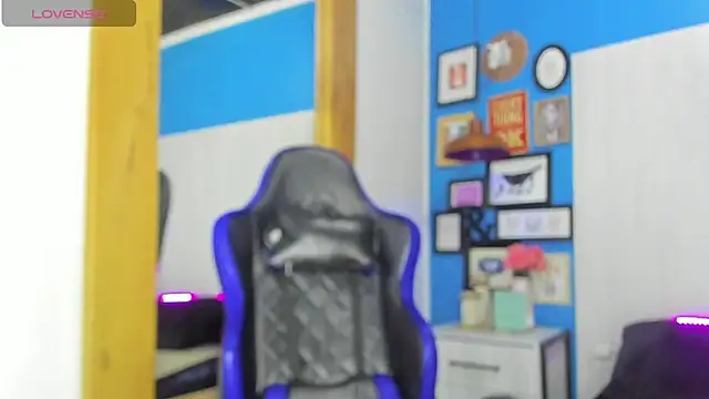 Drake Nassir4 online show from 10/22/25, 09:14